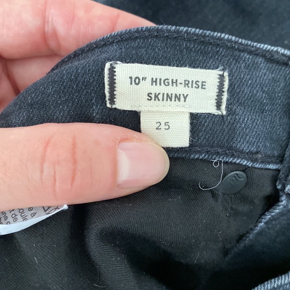 Madewell size 25 10 inch high-rise skinny - Picture 2 of 4